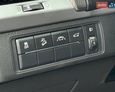 Білий Cанг Йонг Rexton, об'ємом двигуна 2.2 л та пробігом 13 тис. км за 46290 $, фото 22 на Automoto.ua