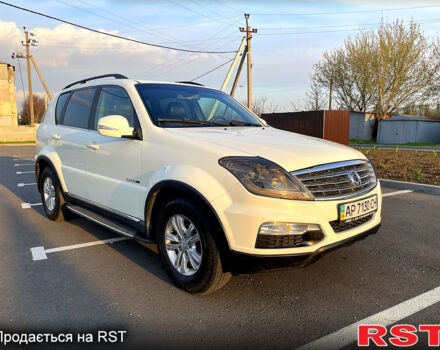 Білий Cанг Йонг Rexton, об'ємом двигуна 2.7 л та пробігом 162 тис. км за 12500 $, фото 1 на Automoto.ua