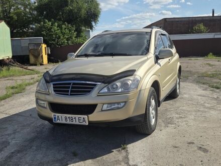 Бежевий Cанг Йонг Rexton, об'ємом двигуна 2 л та пробігом 189 тис. км за 7300 $, фото 1 на Automoto.ua