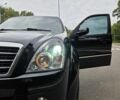 Чорний Cанг Йонг Rexton, об'ємом двигуна 2.7 л та пробігом 149 тис. км за 10500 $, фото 15 на Automoto.ua