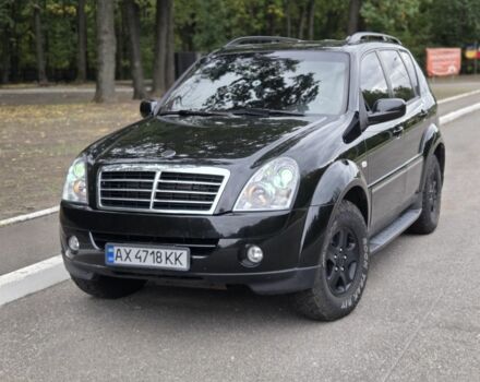 Чорний Cанг Йонг Rexton, об'ємом двигуна 2.7 л та пробігом 149 тис. км за 10500 $, фото 7 на Automoto.ua