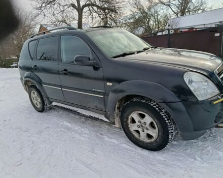 Черный Cанг Йонг Рекстон, объемом двигателя 2.7 л и пробегом 340 тыс. км за 7300 $, фото 1 на Automoto.ua