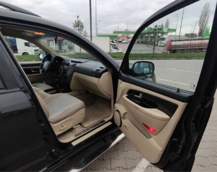 Чорний Cанг Йонг Rexton, об'ємом двигуна 2.7 л та пробігом 304 тис. км за 6798 $, фото 4 на Automoto.ua