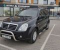 Чорний Cанг Йонг Rexton, об'ємом двигуна 2.7 л та пробігом 304 тис. км за 6798 $, фото 1 на Automoto.ua