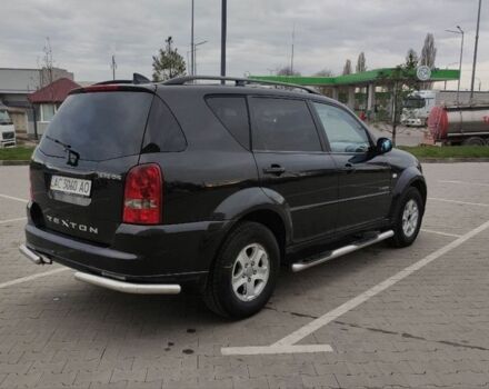 Чорний Cанг Йонг Rexton, об'ємом двигуна 2.7 л та пробігом 304 тис. км за 6798 $, фото 3 на Automoto.ua