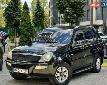 Чорний Cанг Йонг Rexton, об'ємом двигуна 2.3 л та пробігом 270 тис. км за 4999 $, фото 3 на Automoto.ua