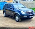 Черный Cанг Йонг Рекстон, объемом двигателя 2.8 л и пробегом 107 тыс. км за 5800 $, фото 2 на Automoto.ua