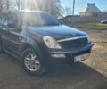 Чорний Cанг Йонг Rexton, об'ємом двигуна 2.3 л та пробігом 270 тис. км за 4509 $, фото 2 на Automoto.ua