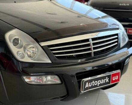 Чорний Cанг Йонг Rexton, об'ємом двигуна 2.8 л та пробігом 168 тис. км за 6490 $, фото 3 на Automoto.ua