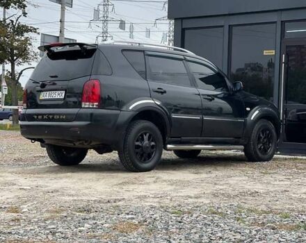 Чорний Cанг Йонг Rexton, об'ємом двигуна 2.8 л та пробігом 120 тис. км за 4400 $, фото 2 на Automoto.ua