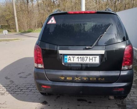Чорний Cанг Йонг Rexton, об'ємом двигуна 2.69 л та пробігом 310 тис. км за 6000 $, фото 3 на Automoto.ua