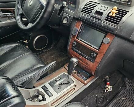 Чорний Cанг Йонг Rexton, об'ємом двигуна 2.8 л та пробігом 200 тис. км за 3200 $, фото 4 на Automoto.ua