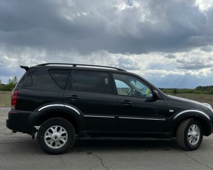 Чорний Cанг Йонг Rexton, об'ємом двигуна 0.27 л та пробігом 312 тис. км за 5500 $, фото 4 на Automoto.ua