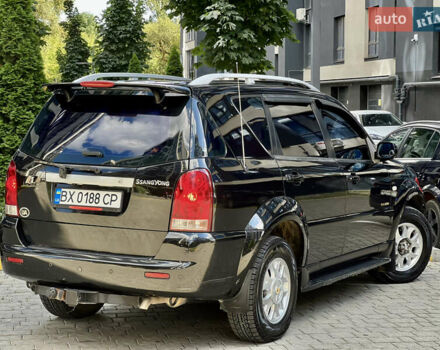 Чорний Cанг Йонг Rexton, об'ємом двигуна 2.3 л та пробігом 270 тис. км за 4999 $, фото 4 на Automoto.ua