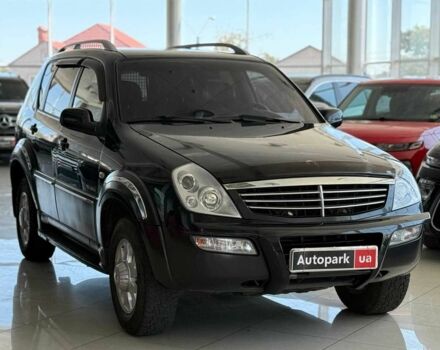 Чорний Cанг Йонг Rexton, об'ємом двигуна 2.8 л та пробігом 168 тис. км за 6490 $, фото 2 на Automoto.ua