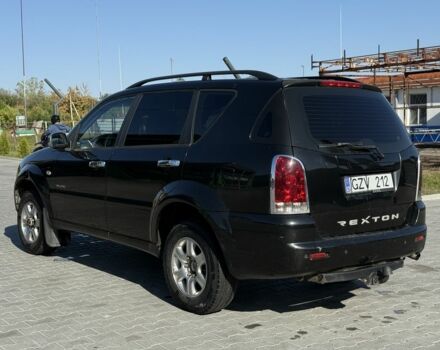 Черный Cанг Йонг Рекстон, объемом двигателя 2.9 л и пробегом 1 тыс. км за 1700 $, фото 6 на Automoto.ua