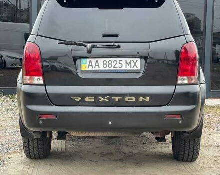 Чорний Cанг Йонг Rexton, об'ємом двигуна 2.8 л та пробігом 120 тис. км за 4400 $, фото 3 на Automoto.ua