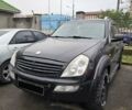 Чорний Cанг Йонг Rexton, об'ємом двигуна 2.8 л та пробігом 200 тис. км за 3200 $, фото 1 на Automoto.ua