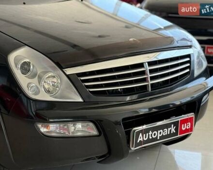 Чорний Cанг Йонг Rexton, об'ємом двигуна 2.8 л та пробігом 168 тис. км за 6490 $, фото 3 на Automoto.ua
