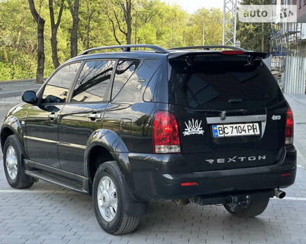 Чорний Cанг Йонг Rexton, об'ємом двигуна 2.7 л та пробігом 258 тис. км за 6000 $, фото 11 на Automoto.ua