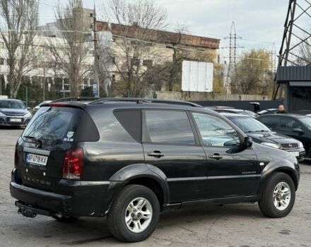 Черный Cанг Йонг Рекстон, объемом двигателя 2.7 л и пробегом 400 тыс. км за 3850 $, фото 3 на Automoto.ua