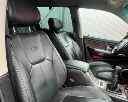 Чорний Cанг Йонг Rexton, об'ємом двигуна 2.7 л та пробігом 215 тис. км за 4500 $, фото 17 на Automoto.ua