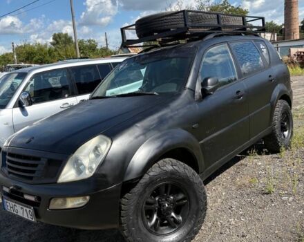Чорний Cанг Йонг Rexton, об'ємом двигуна 2.9 л та пробігом 250 тис. км за 2850 $, фото 3 на Automoto.ua