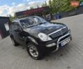 Черный Cанг Йонг Рекстон, объемом двигателя 2.7 л и пробегом 240 тыс. км за 6600 $, фото 6 на Automoto.ua