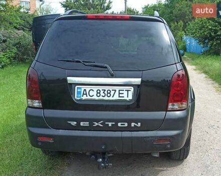 Чорний Cанг Йонг Rexton, об'ємом двигуна 2.69 л та пробігом 242 тис. км за 5950 $, фото 6 на Automoto.ua
