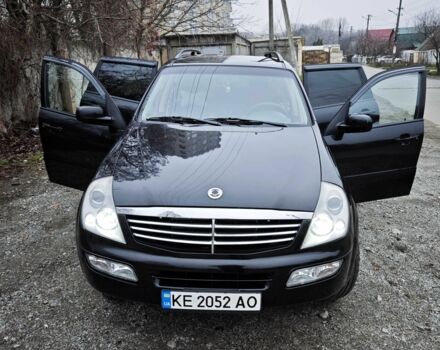 Чорний Cанг Йонг Rexton, об'ємом двигуна 2.7 л та пробігом 46 тис. км за 4500 $, фото 5 на Automoto.ua