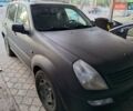 Черный Cанг Йонг Рекстон, объемом двигателя 2.7 л и пробегом 300 тыс. км за 3200 $, фото 4 на Automoto.ua