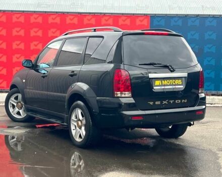 Чорний Cанг Йонг Rexton, об'ємом двигуна 2.7 л та пробігом 215 тис. км за 4500 $, фото 1 на Automoto.ua