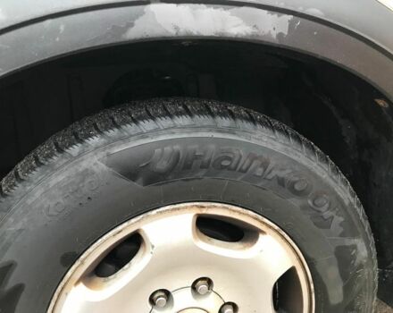 Черный Cанг Йонг Рекстон, объемом двигателя 2.7 л и пробегом 175 тыс. км за 4700 $, фото 9 на Automoto.ua