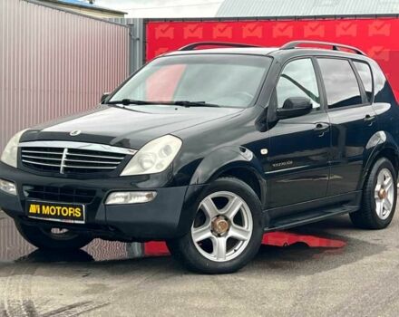 Чорний Cанг Йонг Rexton, об'ємом двигуна 2.7 л та пробігом 215 тис. км за 4500 $, фото 2 на Automoto.ua