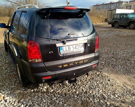 Чорний Cанг Йонг Rexton, об'ємом двигуна 2.7 л та пробігом 246 тис. км за 4500 $, фото 3 на Automoto.ua