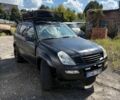 Чорний Cанг Йонг Rexton, об'ємом двигуна 2.9 л та пробігом 250 тис. км за 2850 $, фото 1 на Automoto.ua