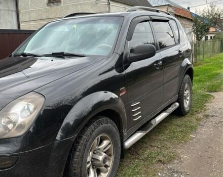 Чорний Cанг Йонг Rexton, об'ємом двигуна 2.7 л та пробігом 352 тис. км за 8000 $, фото 2 на Automoto.ua