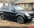 Черный Cанг Йонг Рекстон, объемом двигателя 2.7 л и пробегом 286 тыс. км за 3200 $, фото 1 на Automoto.ua