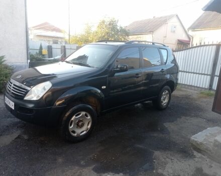 Чорний Cанг Йонг Rexton, об'ємом двигуна 2.7 л та пробігом 250 тис. км за 4900 $, фото 6 на Automoto.ua