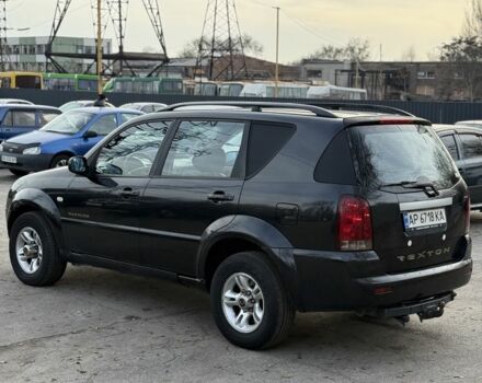 Черный Cанг Йонг Рекстон, объемом двигателя 2.7 л и пробегом 400 тыс. км за 3850 $, фото 5 на Automoto.ua