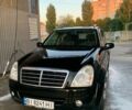 Черный Cанг Йонг Рекстон, объемом двигателя 2.8 л и пробегом 220 тыс. км за 5950 $, фото 2 на Automoto.ua
