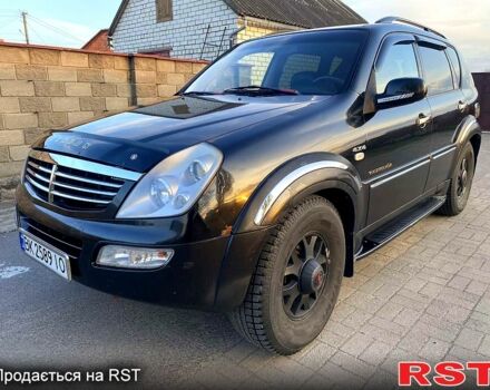 Чорний Cанг Йонг Rexton, об'ємом двигуна 2.7 л та пробігом 249 тис. км за 4980 $, фото 2 на Automoto.ua