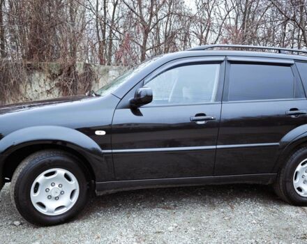 Чорний Cанг Йонг Rexton, об'ємом двигуна 2.7 л та пробігом 46 тис. км за 4500 $, фото 1 на Automoto.ua
