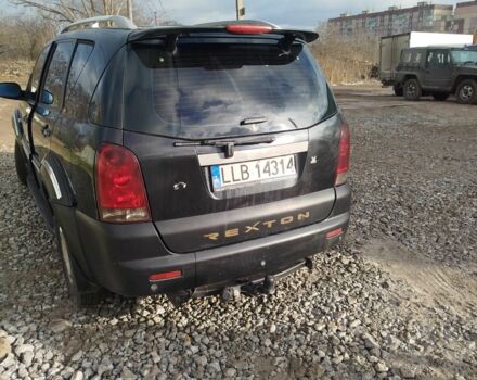 Черный Cанг Йонг Рекстон, объемом двигателя 2.7 л и пробегом 246 тыс. км за 5000 $, фото 3 на Automoto.ua