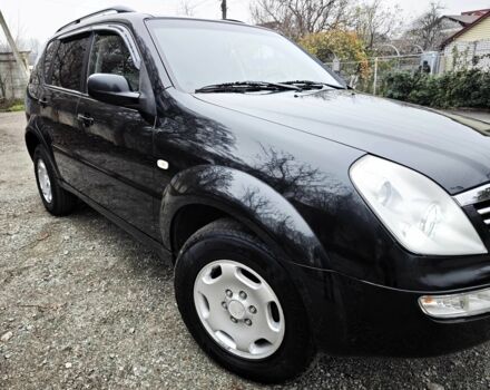 Чорний Cанг Йонг Rexton, об'ємом двигуна 2.7 л та пробігом 46 тис. км за 4500 $, фото 7 на Automoto.ua