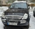 Чорний Cанг Йонг Rexton, об'ємом двигуна 2.7 л та пробігом 201 тис. км за 6500 $, фото 1 на Automoto.ua