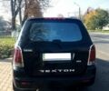 Чорний Cанг Йонг Rexton, об'ємом двигуна 2.7 л та пробігом 250 тис. км за 7500 $, фото 1 на Automoto.ua