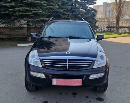 Чорний Cанг Йонг Rexton, об'ємом двигуна 2.3 л та пробігом 191 тис. км за 7900 $, фото 1 на Automoto.ua