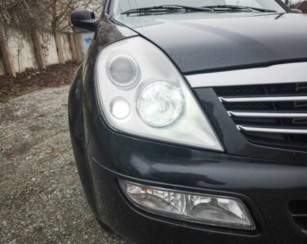 Чорний Cанг Йонг Rexton, об'ємом двигуна 2.7 л та пробігом 46 тис. км за 4500 $, фото 4 на Automoto.ua
