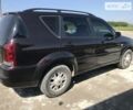 Чорний Cанг Йонг Rexton, об'ємом двигуна 2.3 л та пробігом 198 тис. км за 7150 $, фото 3 на Automoto.ua